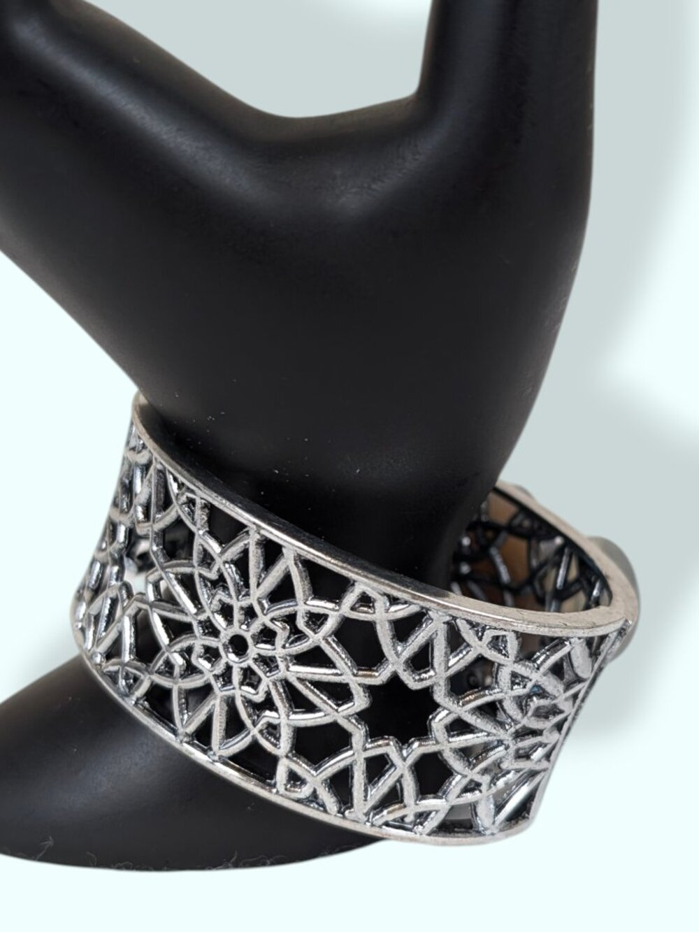 Silver Tone Blue Beaded Hinge Bracelet - Picture 4 of 9